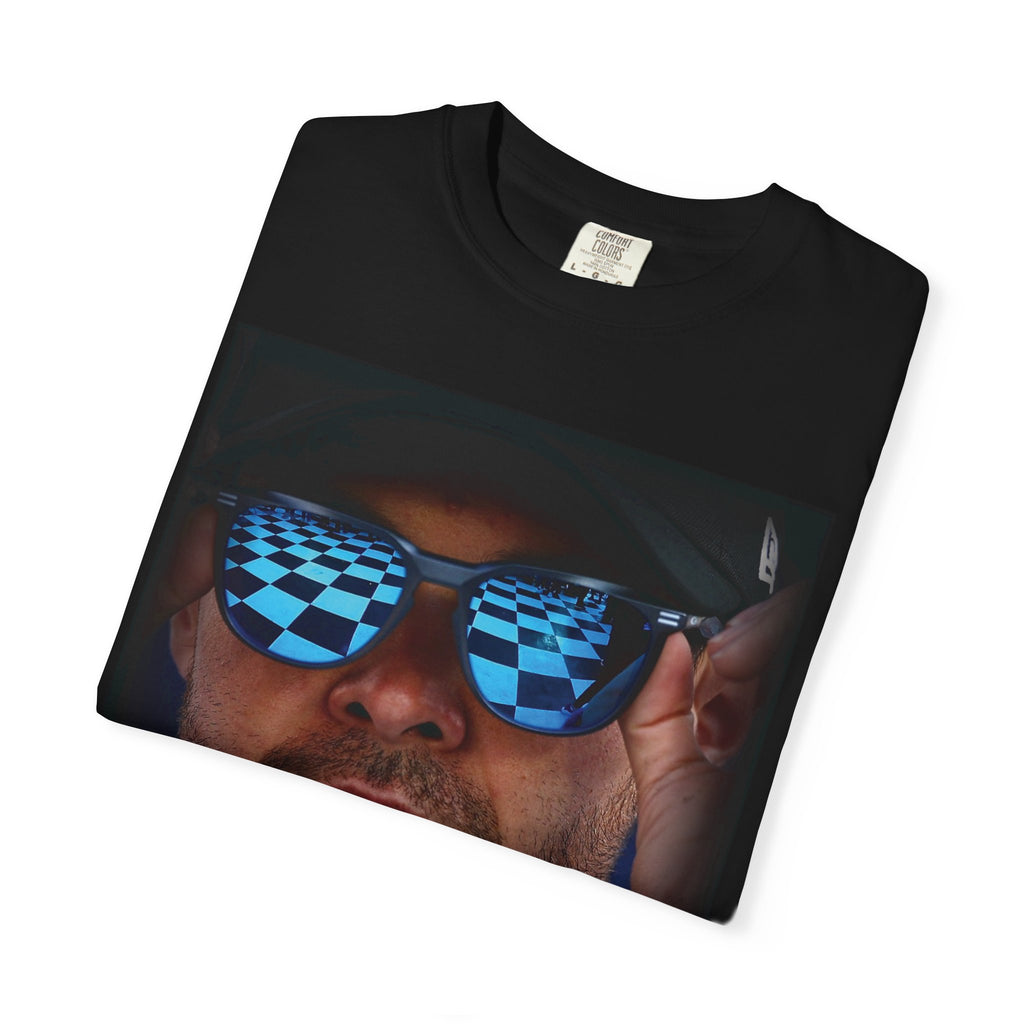 Kyle Larson "Checkered Focus" Unisex Tee